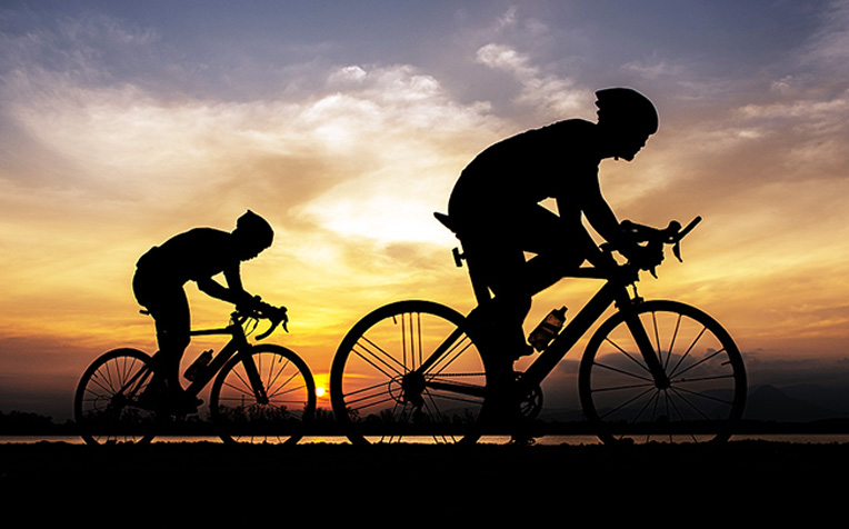 ​Cycling: Sitting Posture and Fitness Level​​