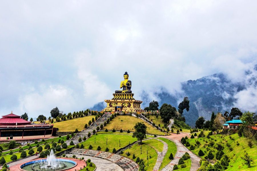 Darjeeling 2N + Kalimpong 1N + Gangtok 2N (AHINSK05)